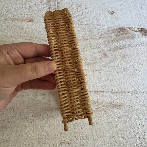 Mini Wicker Arch Decorative Doll House Furniture Piece - Picture 3 of 4